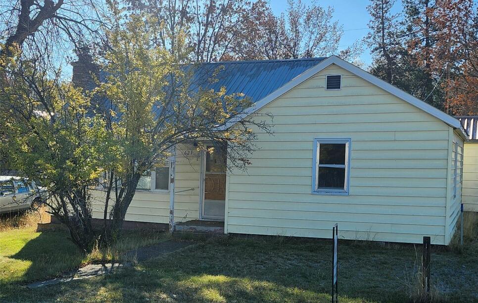 621 2nd Avenue S, Hot Springs