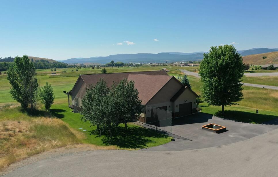 34 Demers Place, Eureka