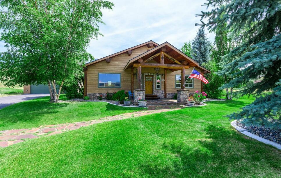 192 Leonard Lane, Eureka