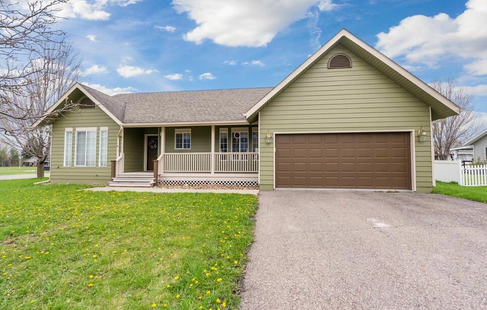 1930 8th Avenue W, Columbia Falls