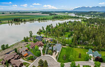 229 Harbor Drive, Bigfork