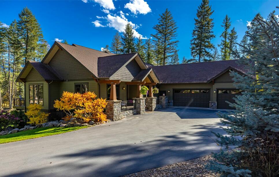 10 Wood Ridge Drive, Columbia Falls