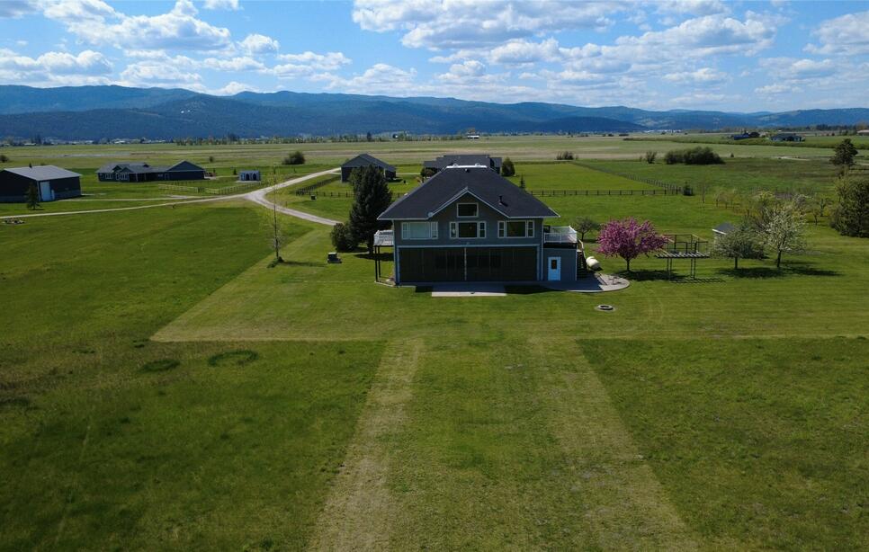 33 Staggerwing Landing, Kalispell