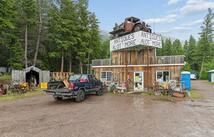 7585 Us Highway 2 E, Columbia Falls