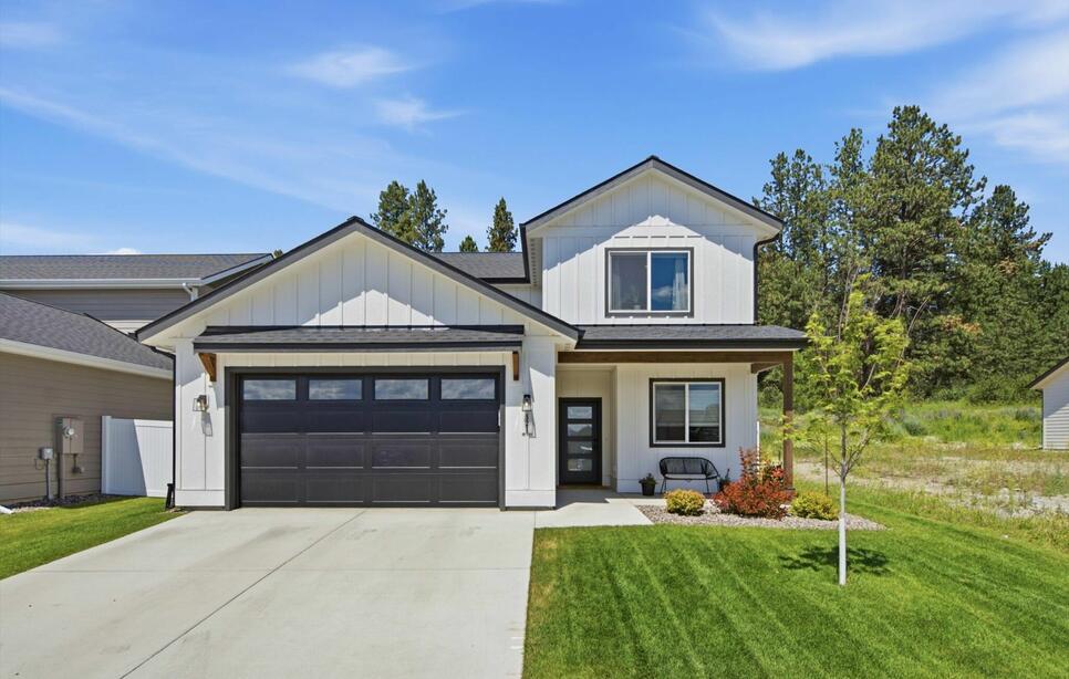 521 Eagle Valley Drive, Kalispell