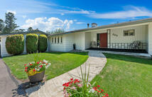 205 Lakeshore Drive, Lakeside