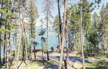 212 Tamarack Terrace Road, Lakeside