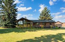1020 Middle Road, Columbia Falls