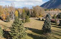 816 River Bend Drive, West Glacier