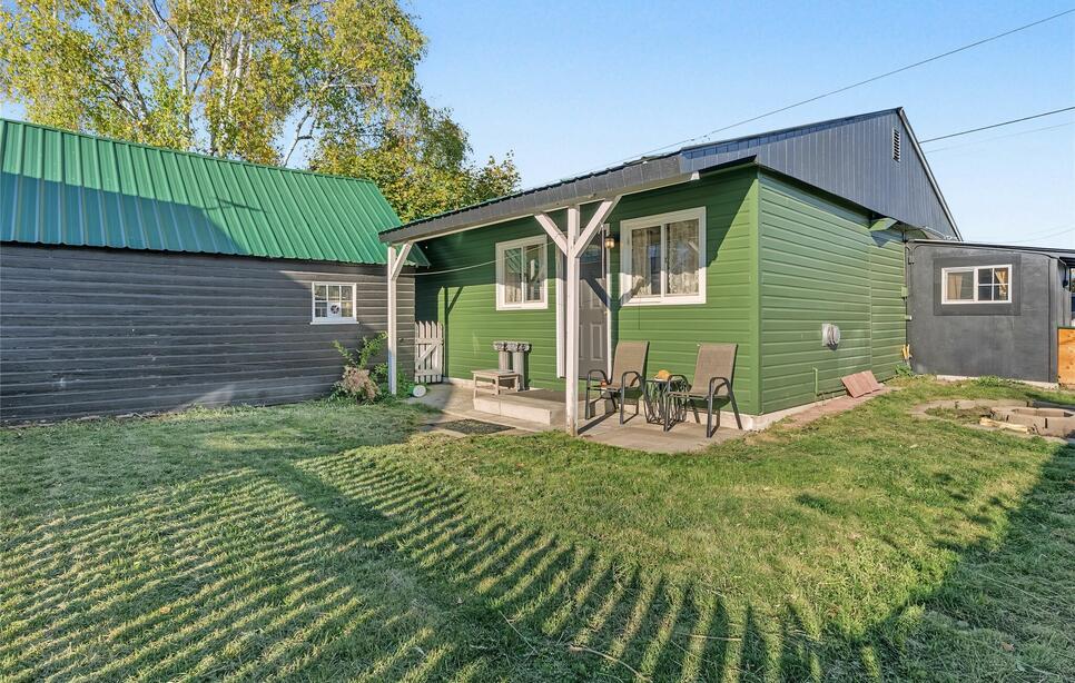 329 1/2 3rd Avenue W, Kalispell