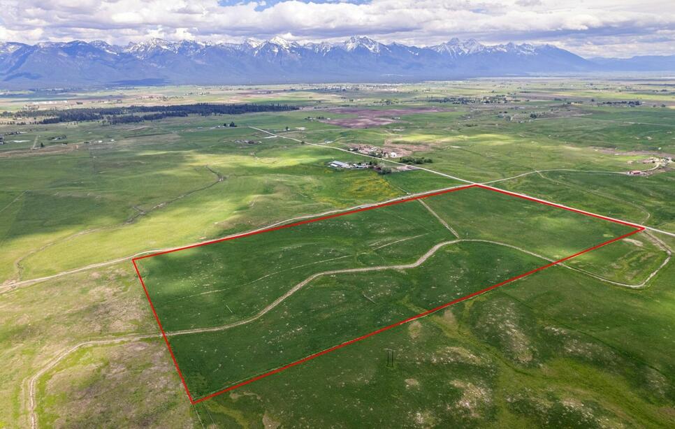 Nhn Stasso Road, Ronan