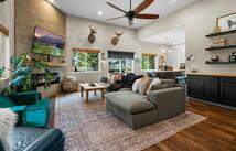 81 Grandview Terrace, Lakeside