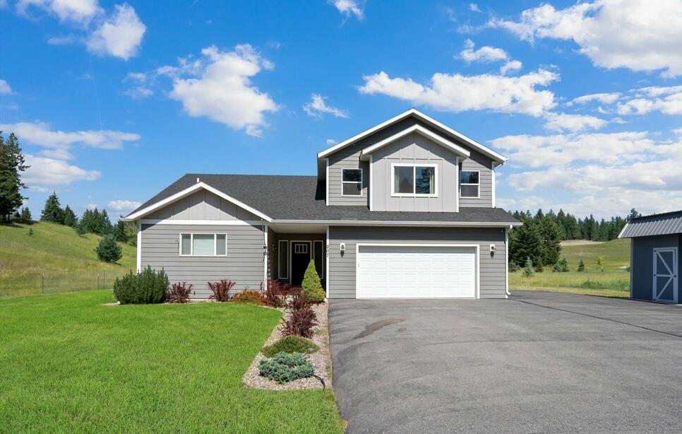 207 Fieldstone Drive, Kalispell