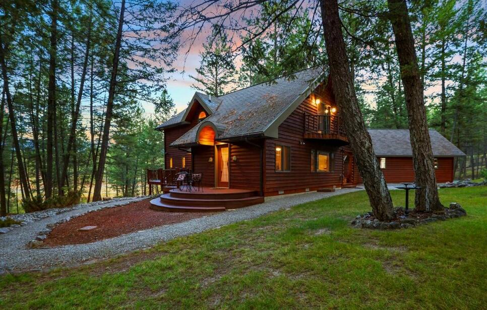 182 Trails End Road, Eureka