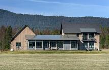 567 Twin Bridges Road, Whitefish
