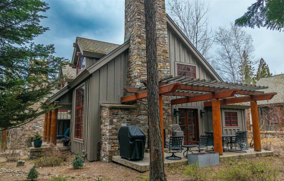 2126 Iron Horse Drive, Whitefish