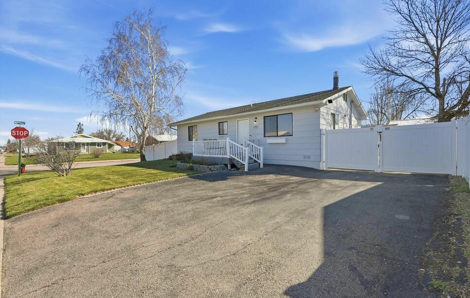 1001 5th Street W, Polson