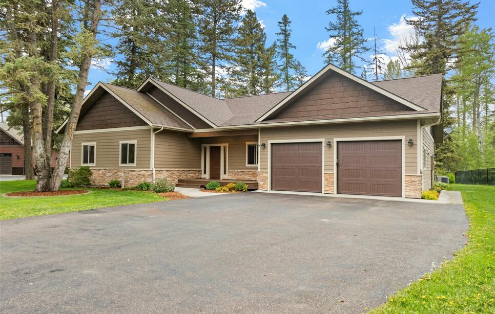 496 Soaring Pines Trail, Kalispell