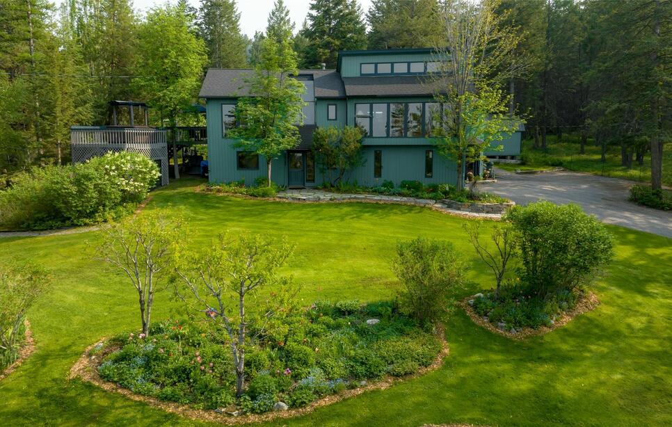 455 Foys Lake Drive, Kalispell