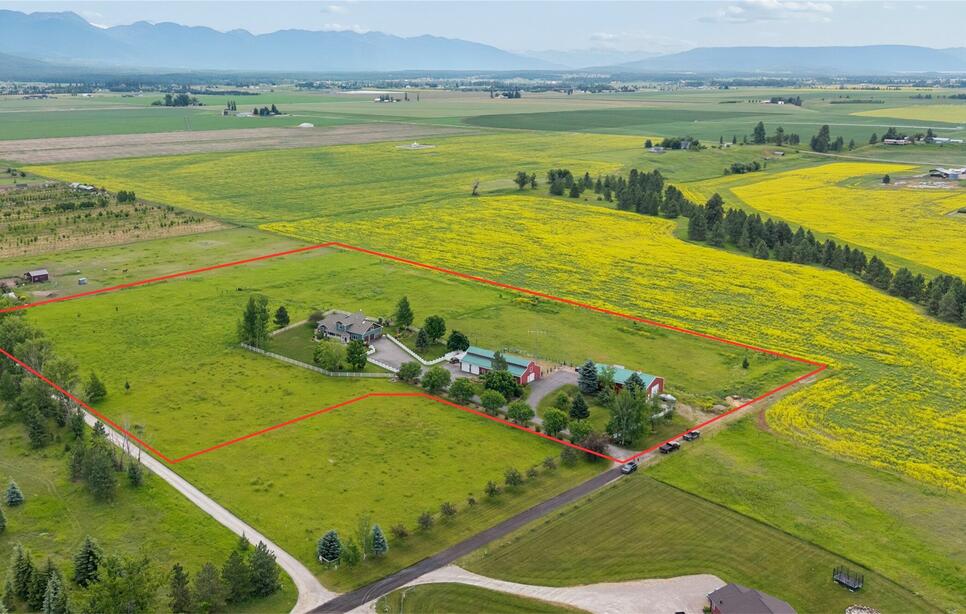 309 Cardinal Lane, Kalispell
