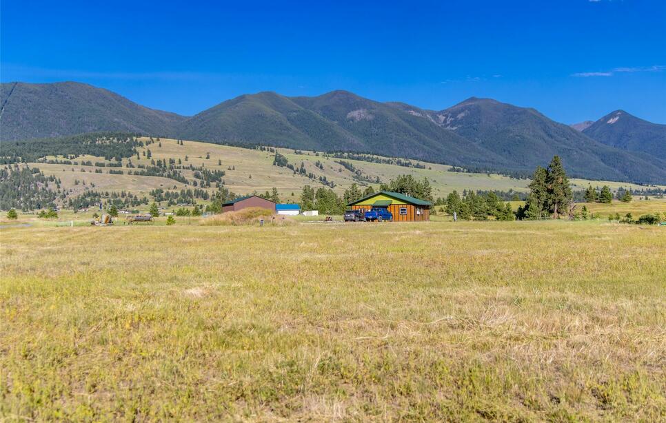 6278 Airport Road, Eureka