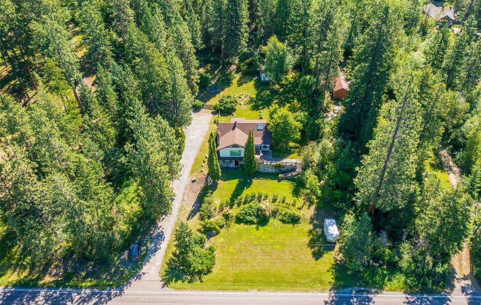 21034 Mt Highway 35, Bigfork