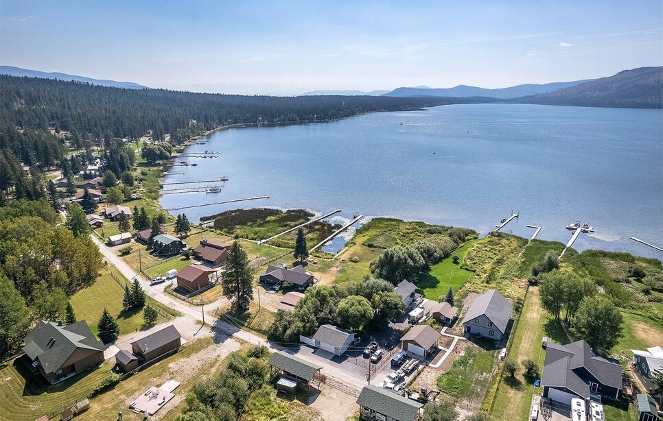 52291 Lake Mary Ronan Road, Proctor