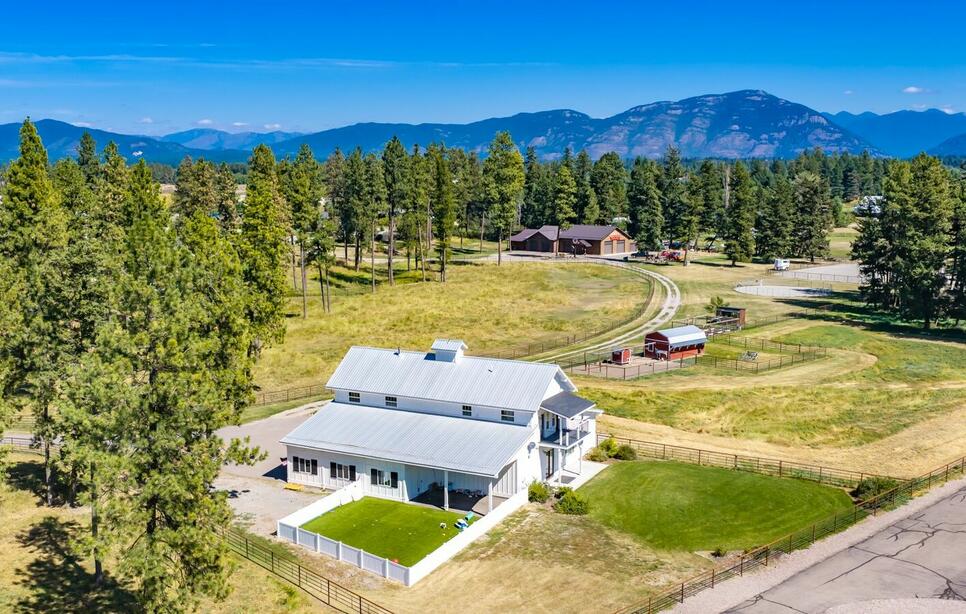 500 Rodeo Drive, Columbia Falls