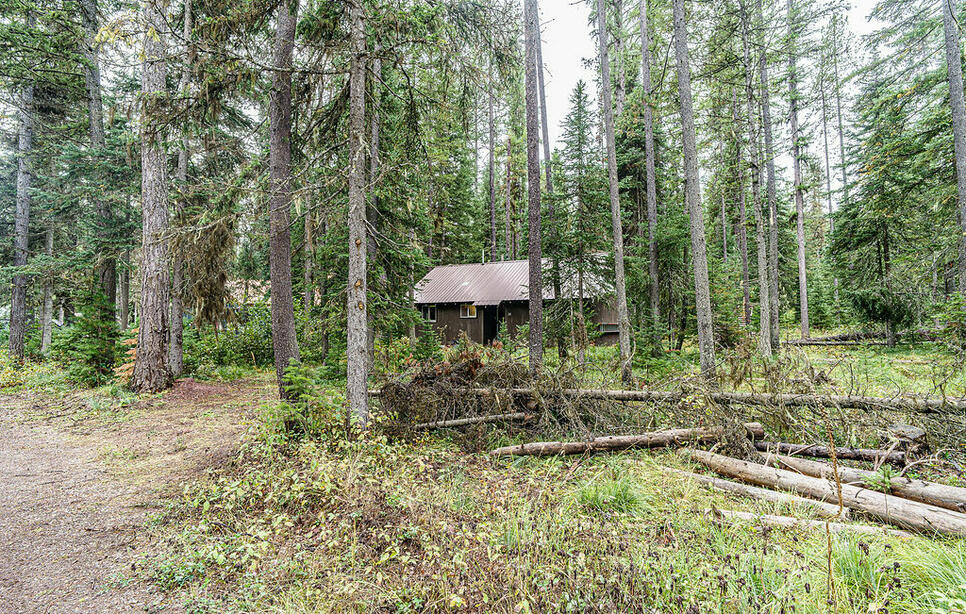 28 1st Avenue E, Essex
