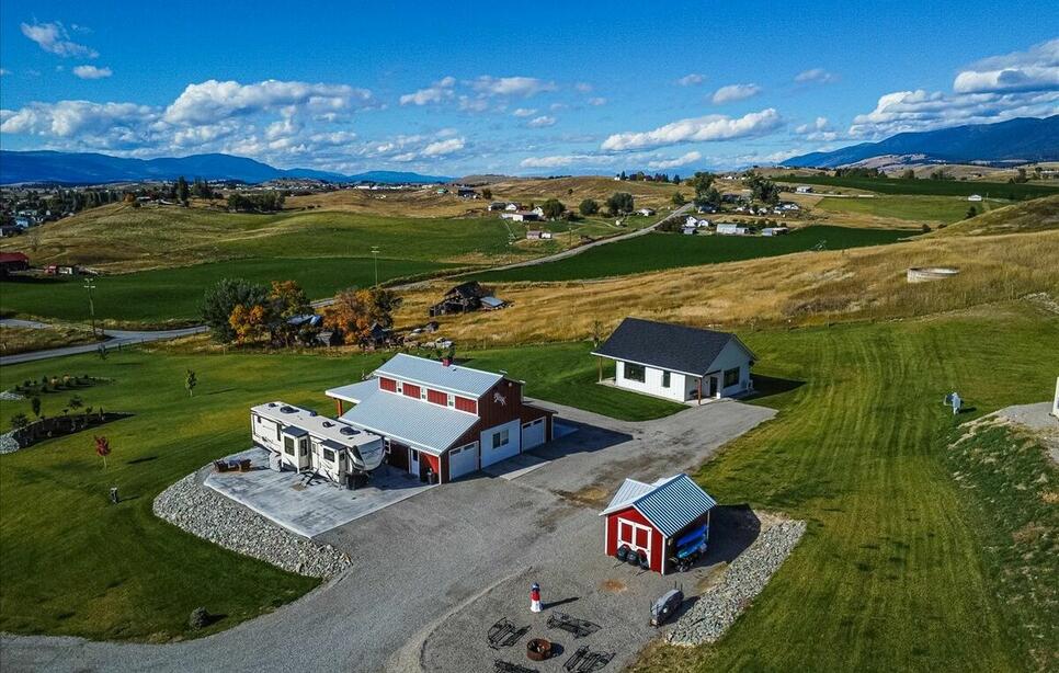 872 Lundeen Road, Eureka
