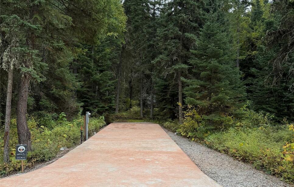 32679 Pine Meadow Drive, Bigfork