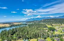 213 Harbor Drive, Bigfork