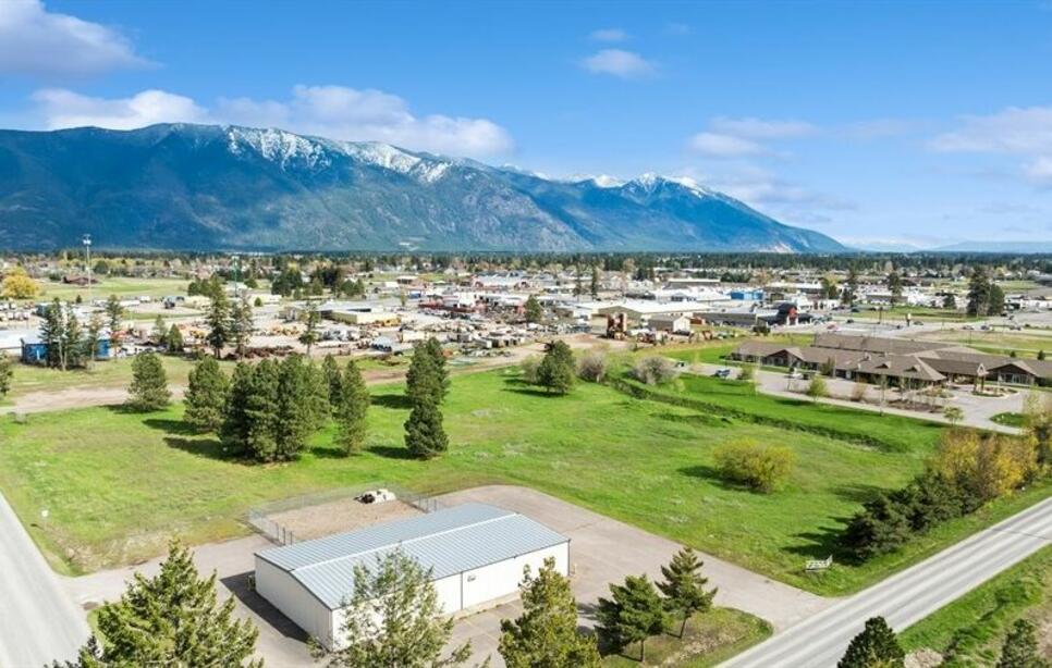 1947 9th Street W, Columbia Falls