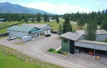 11926 Mt Highway 83, Bigfork