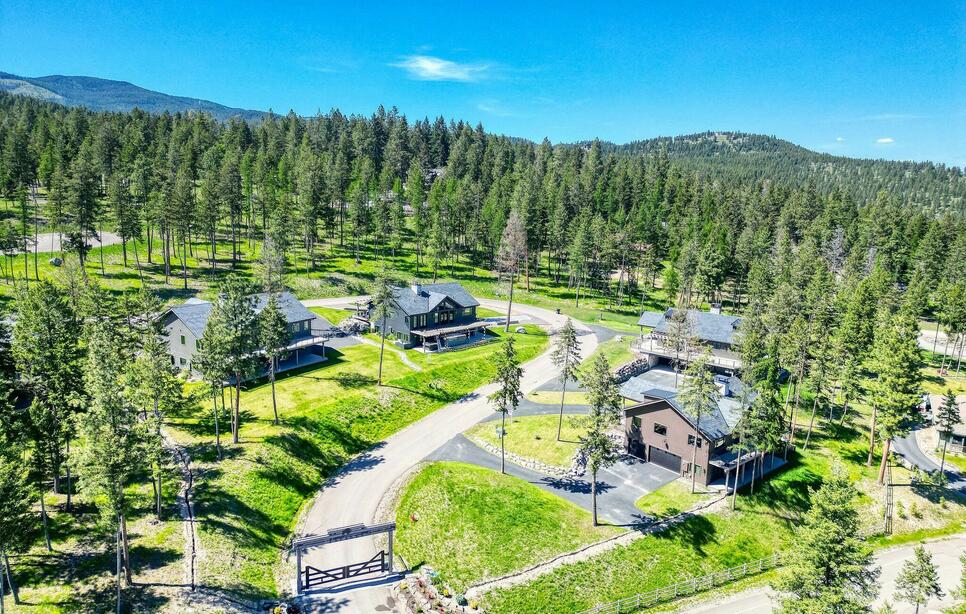 129 Blacktail Loop, Lakeside