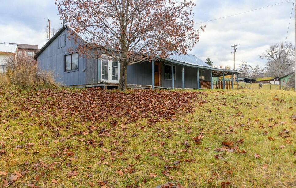 204 3rd Avenue E, Eureka