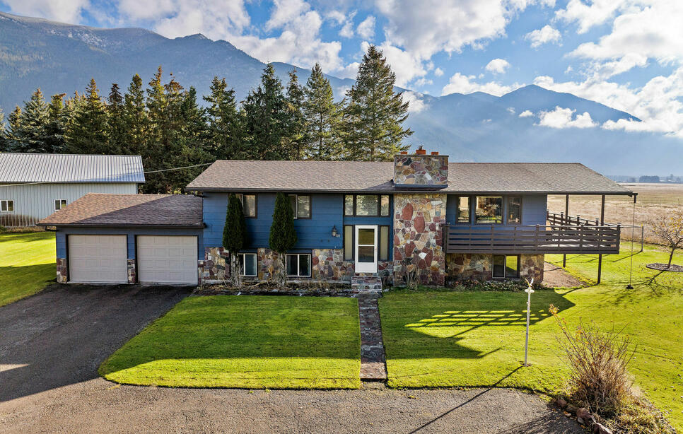 101 Jensen Road, Columbia Falls