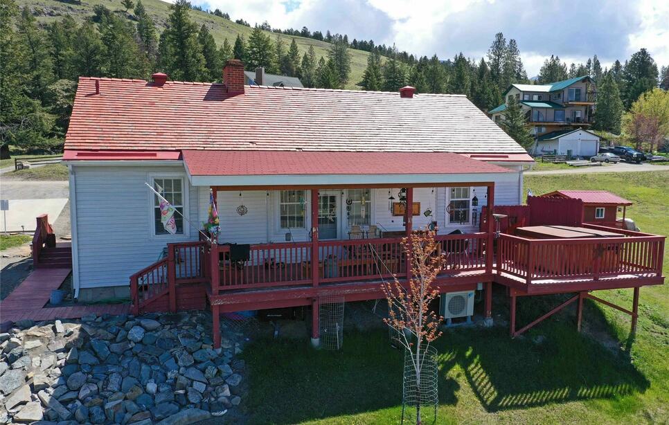 156 Bootleg Road, Eureka