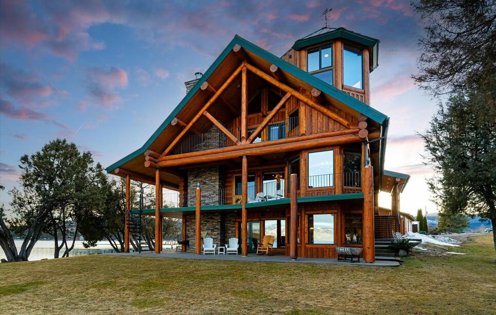 43401 D Street, Dayton