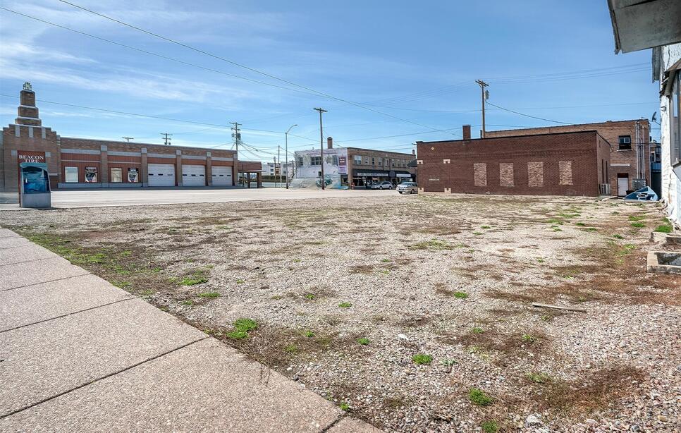 13 2nd Avenue E Highway 93 North, Polson