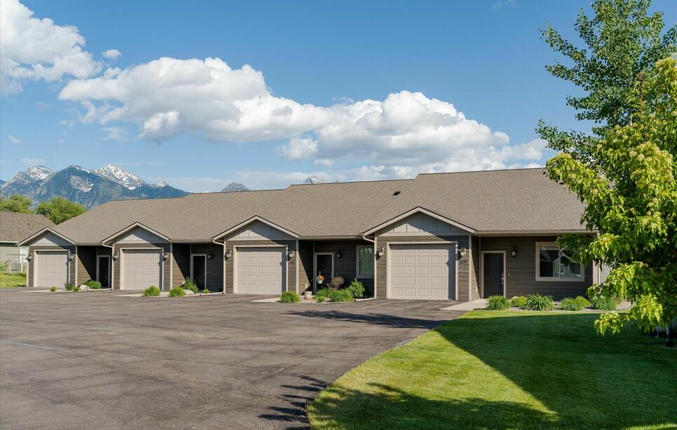 625 Eisenhower Street Se, Ronan