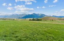 1 And 2a Comstock Lane, Eureka