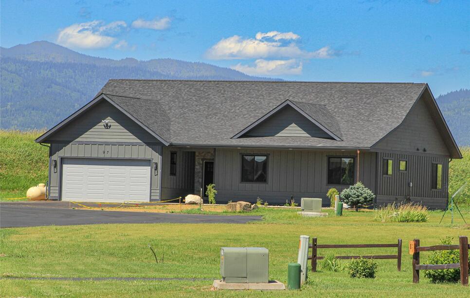 97 Great Bear Lane, Columbia Falls