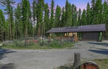1714 Ivor Creek Road, Trego
