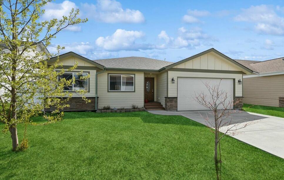 617 Swan Mountain Village Drive, Kalispell