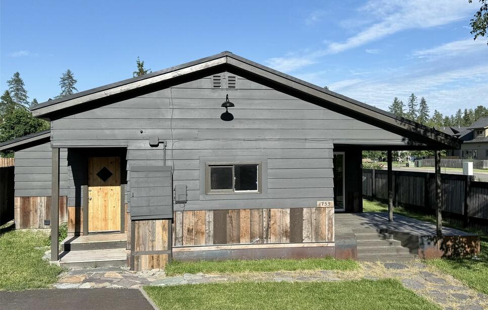 755 Salmon Run, Whitefish