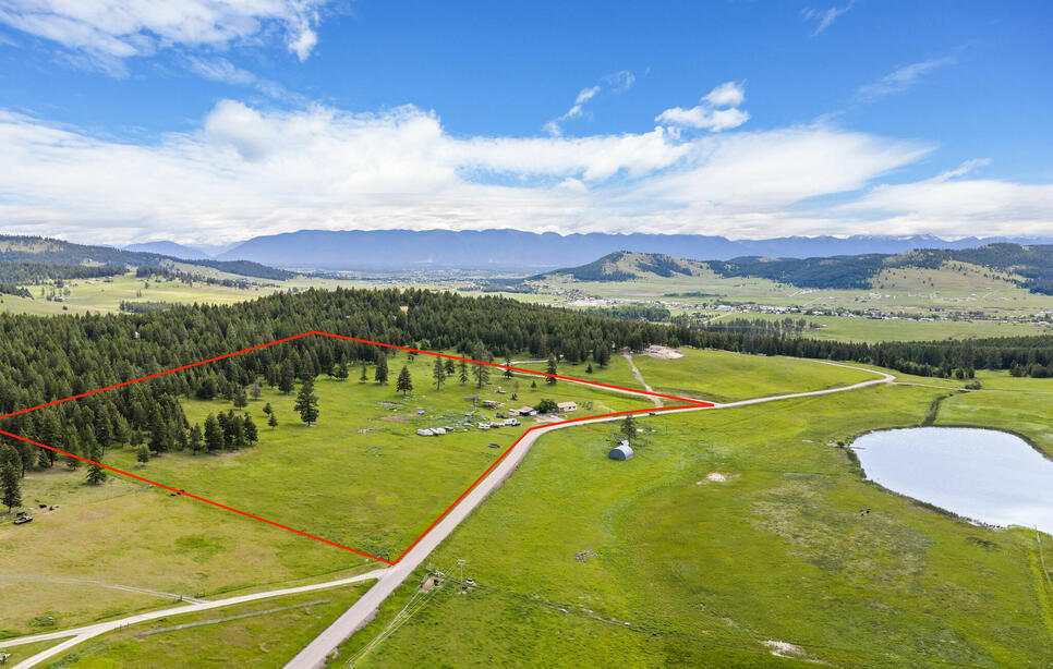 895 Danielson Road, Kalispell