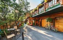 416 Electric Avenue, Bigfork