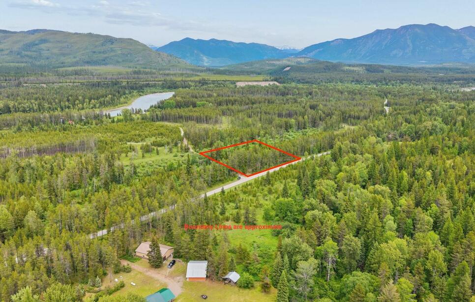 4989 Blankenship Road, Columbia Falls