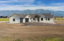 2046 Homestead Trail, Columbia Falls